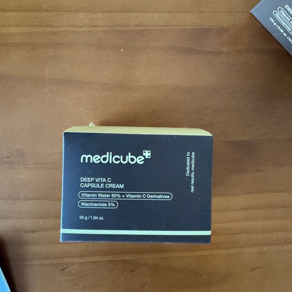 Medicube Age-R Booster Pro Set - Picture 6 of 7